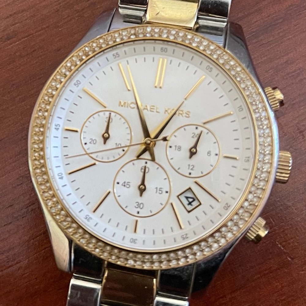 Michael Kors Women's Chronograph Bracelet Watch - Picture 4 of 4